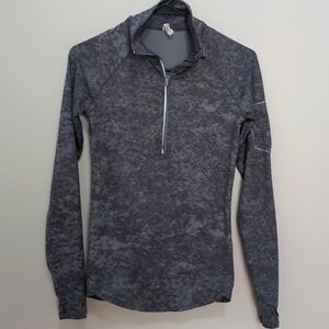 Under armour pullover